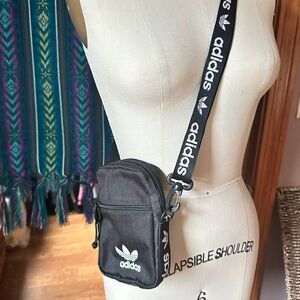 Adidas satchel